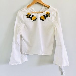 🌼 White Floral Flowy Top Summer Spring Yellow